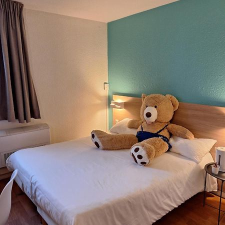 Brit Hotel Essentiel Tours Nord Екстериор снимка