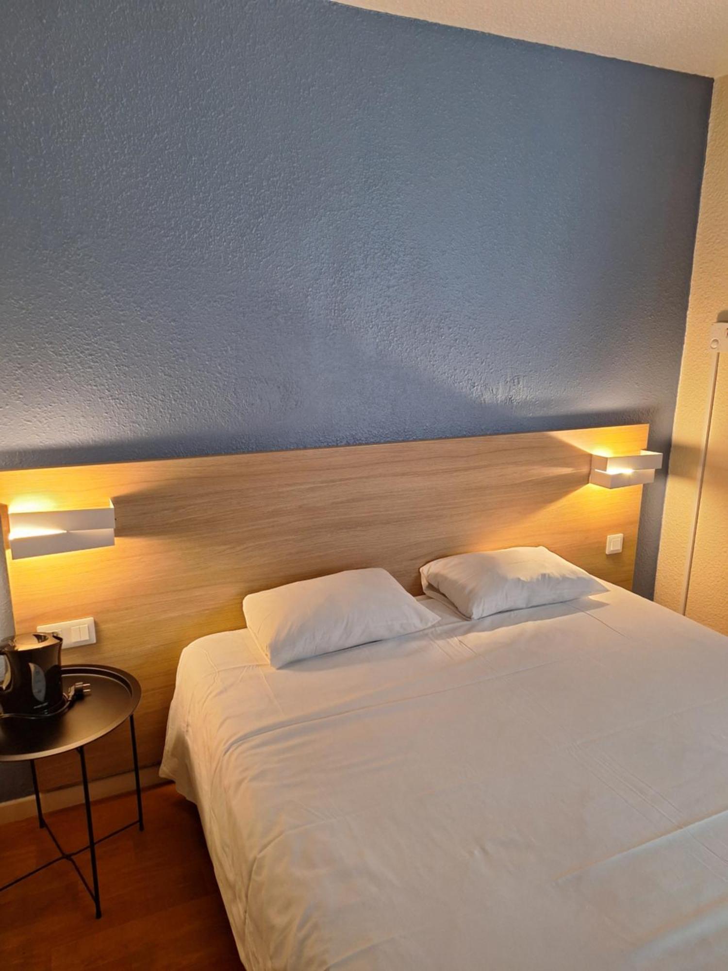 Brit Hotel Essentiel Tours Nord Екстериор снимка