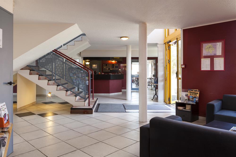 Brit Hotel Essentiel Tours Nord Екстериор снимка